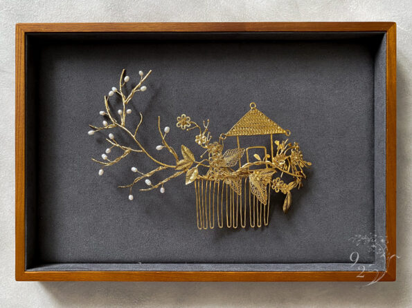 925-202000012-Pagoda-Comb-with-Side-Branches-Vine-18k-Yellow-Gold