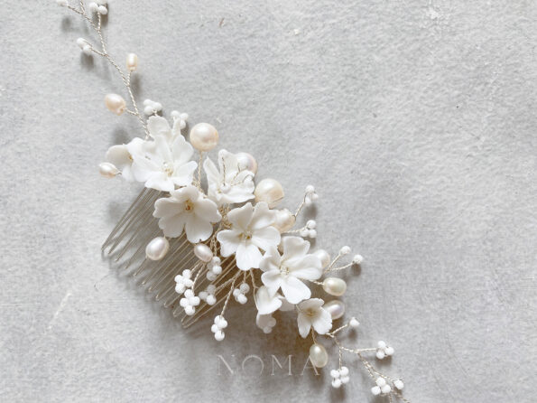 ACC-202000040-Clay-Flower-Blossom-Dainty-Haircomb-White-Silver-1