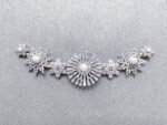 ACC-202100011-Milky-Way-Round-HairvineBrooch-White-Gold-White-Pearl