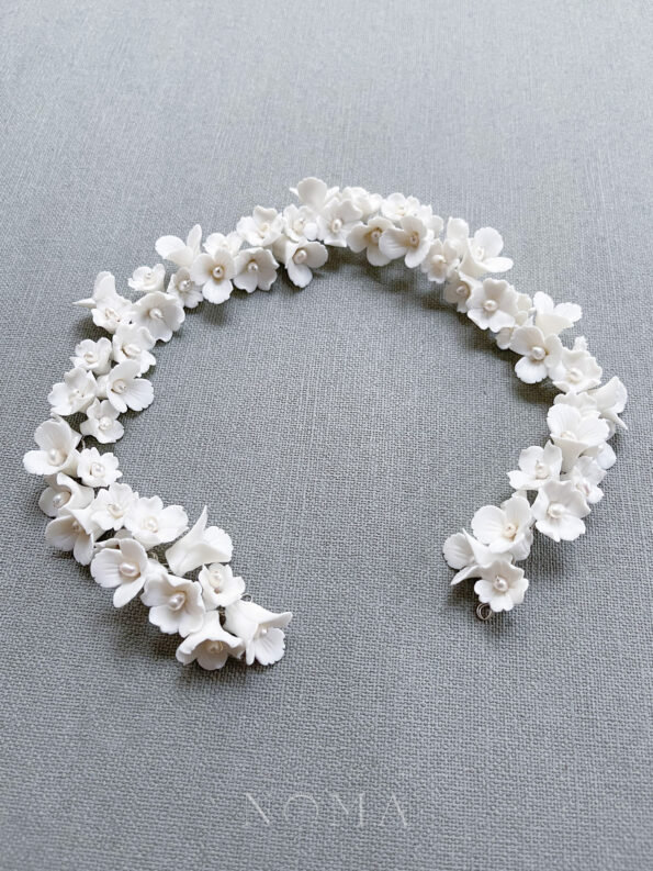 ACC-202100046-Clay-Flower-Simple-Blossom-HairvineBelt-White-Silver-1