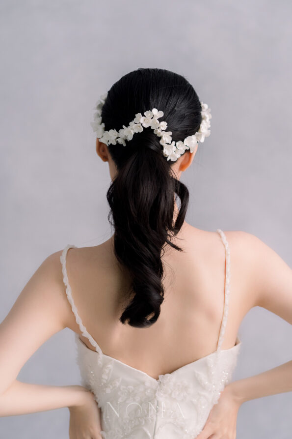 ACC-202100046-Clay-Flower-Simple-Blossom-HairvineBelt-White-Silver-11