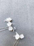 ACC-202100070-Clay-Flower-Blossom-with-Pistil-Hairpin-Set-White-Silver-5-pcs