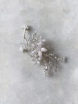 ACC-202200003-Paved-Flower-Branch-Small-HairvineBrooch-White-Gold