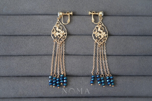 CHN-201900017-Floral-Pearl-Earrings-Gold-Navy