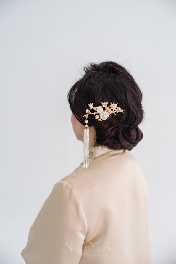 CHN-202000064-3D-Pagoda-Flower-Garden-Hairpin-Gold-White-Left-2