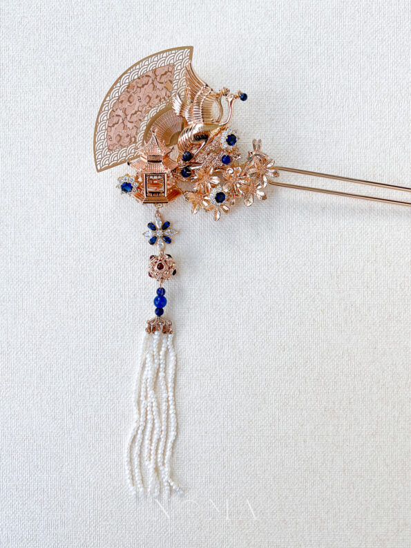 CHN-202200023-Flying-Crane-Bouquet-Hairpin-Gold-Sapphire-Right