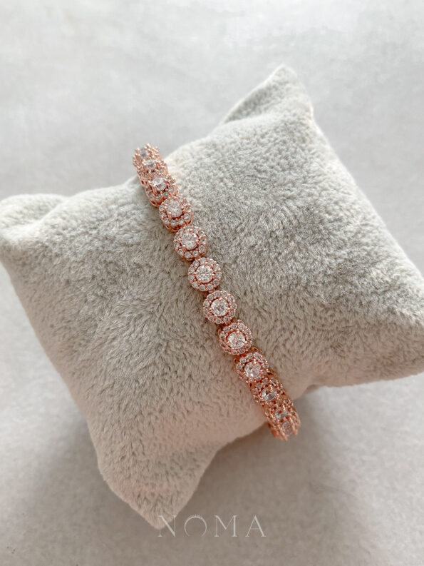 DJW-201900043-Round-Paved-Bracelet-18k-Rose-Gold