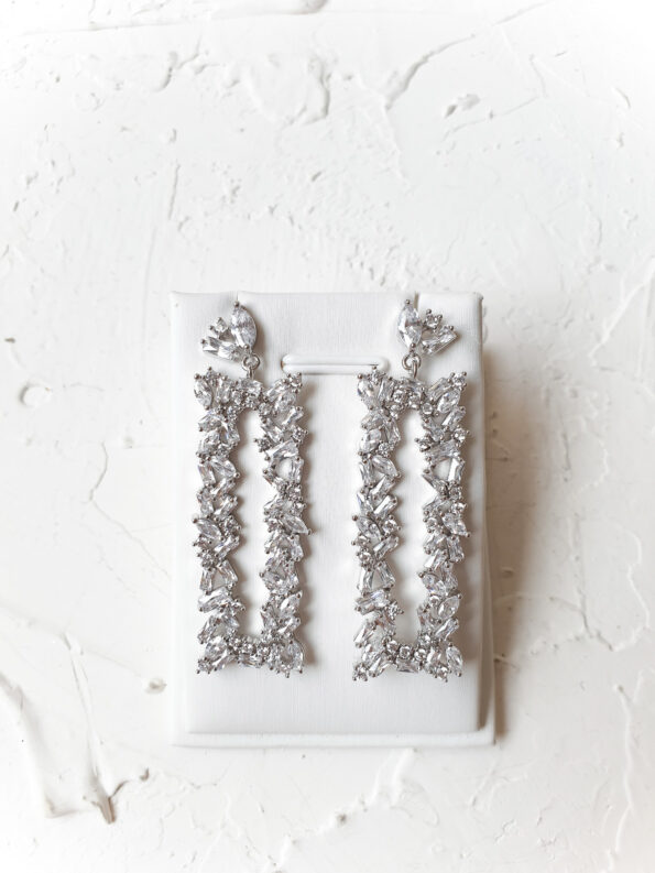 DJW-201900241-Red-Carpet-Earrings-Rhodium-White-Gold