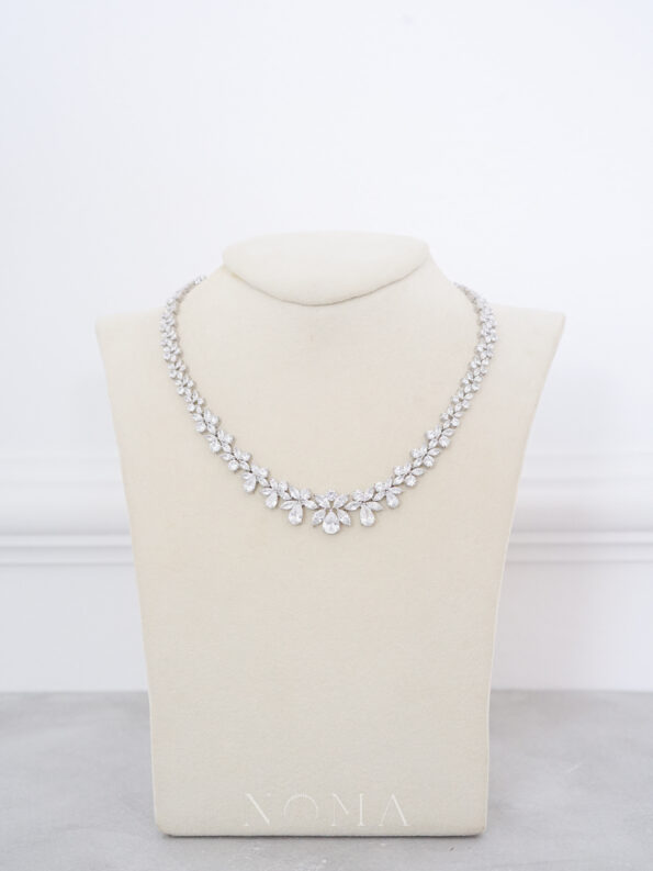 DJW-201900389-Celeste-Necklace-Rhodium-White-Gold