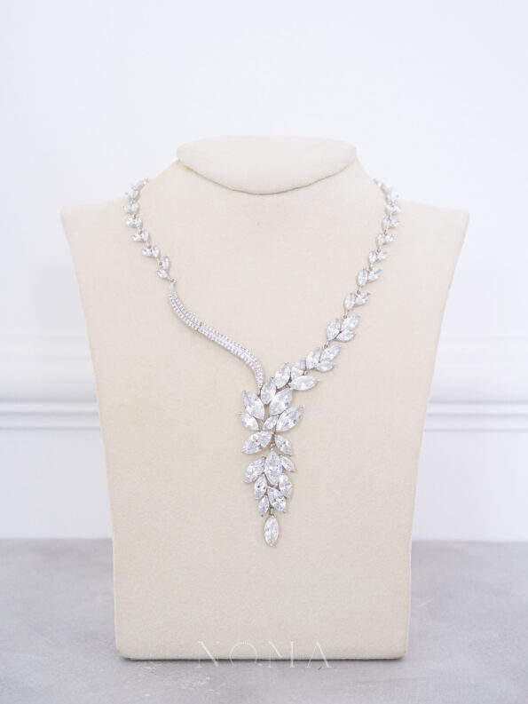 DJW-201900403-Wisteria-Necklace-Rhodium-White-Gold