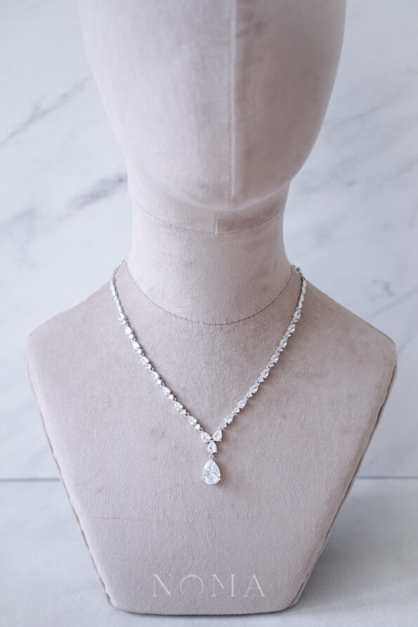 DJW-201900408-Raindrop-with-Pendant-Necklace-Rhodium-White-Gold-1