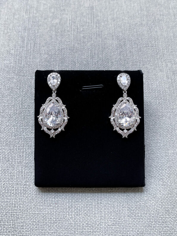 DJW-202100034-Pear-Baroque-Earrings-Rhodium-White-Gold