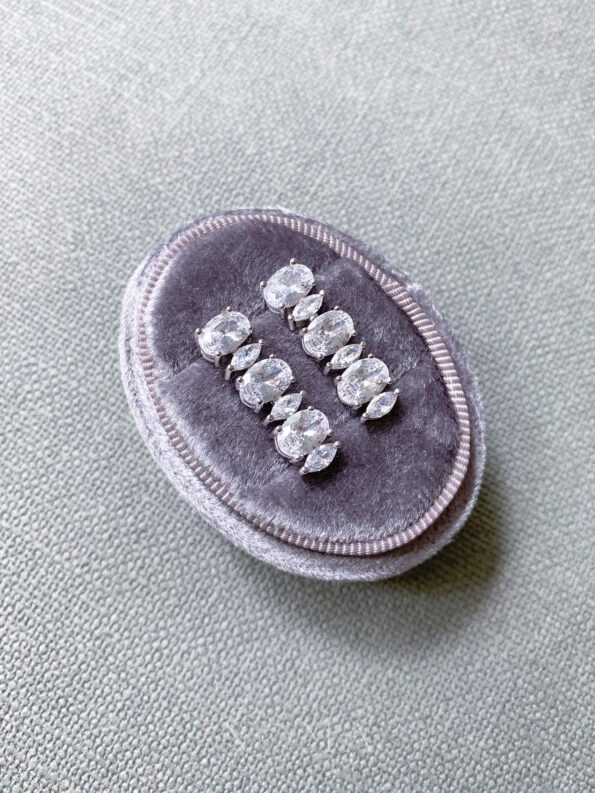 DJW-202100082-Oval-Small-Marquise-Earrings-Rhodium-White-Gold-1