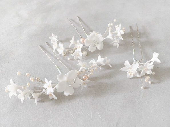 FLR-202000009-CC-White-Petals-Hairpin-Set-Silver-White-3-pcs-2