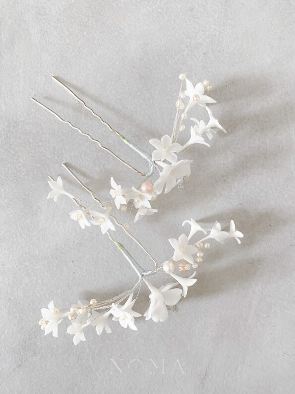 FLR-202000009-CC-White-Petals-Hairpin-Set-Silver-White-3-pcs-4