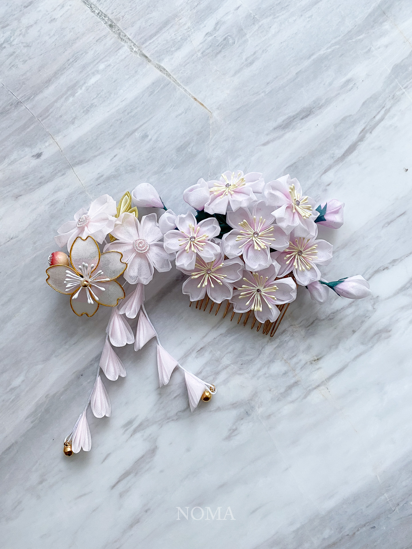 Golden Sakura Hair Pin, Japanese Traditional Tsumami Kanzashi Hair Accessory