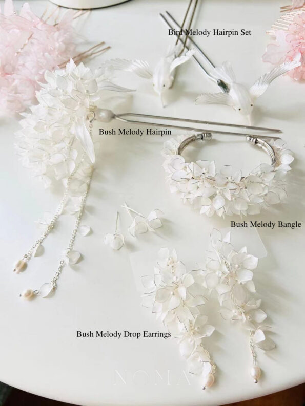 FLR-202100004-LR-Bush-Melody-Drop-Earrings-White-Silver-White