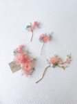 FLR-202200021-Scenery-Blushing-Blooms-Hairpiece-Set-18k-Yellow-Gold-Pink-4-pcs