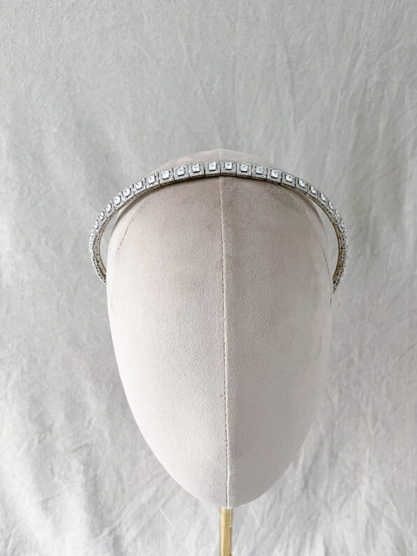 HMC-202100010-Princess-Bezel-Headband-Rhodium-White-Gold-3