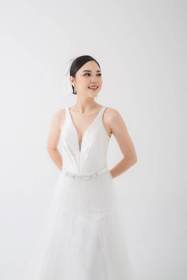 HMV-202000003-Draping-Satin-Bow-White-4