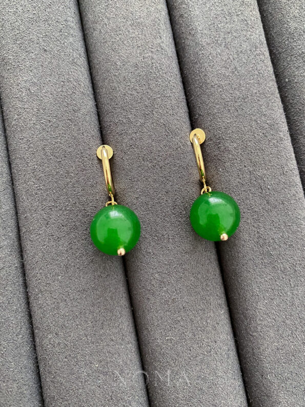 JJW-202100012-Jade-Ball-Large-Earrings-18k-Yellow-Gold-Jade-Clip-1