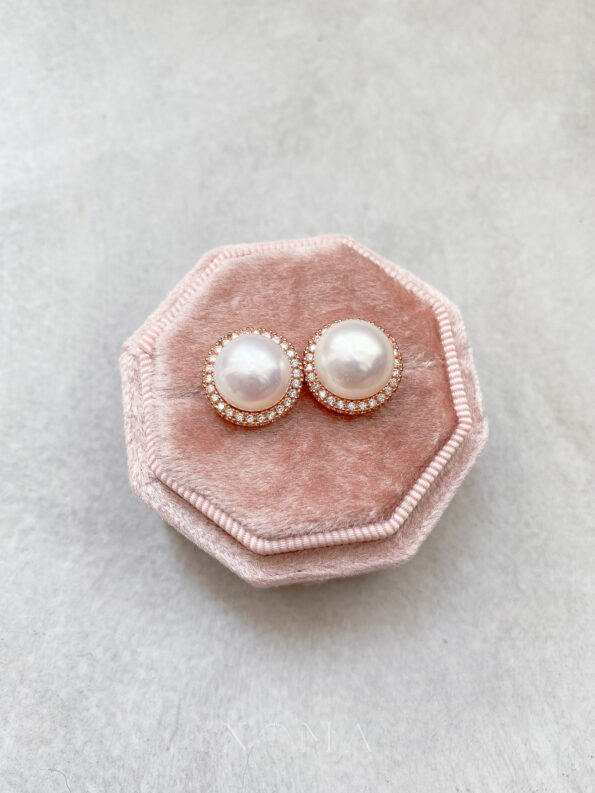 PJW-201900022-Pearl-Bezel-Earrings-10-mm-18k-Rose-Gold-White-Pearl-1