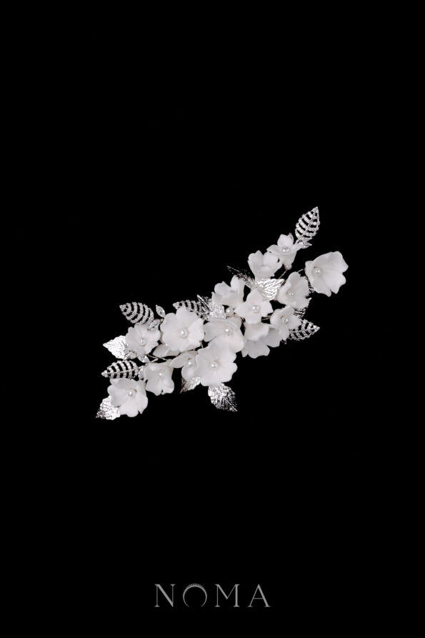 ACC-202300009-Clay-Flower-Blossom-Leaf-Shine-Side-HairvineBrooch-White-Gold-1