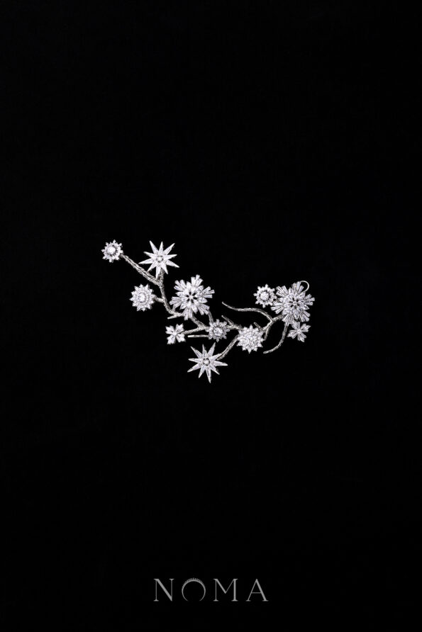 ACC-202300048-Snowflakes-Branch-Side-Hairvine-White-Gold-1