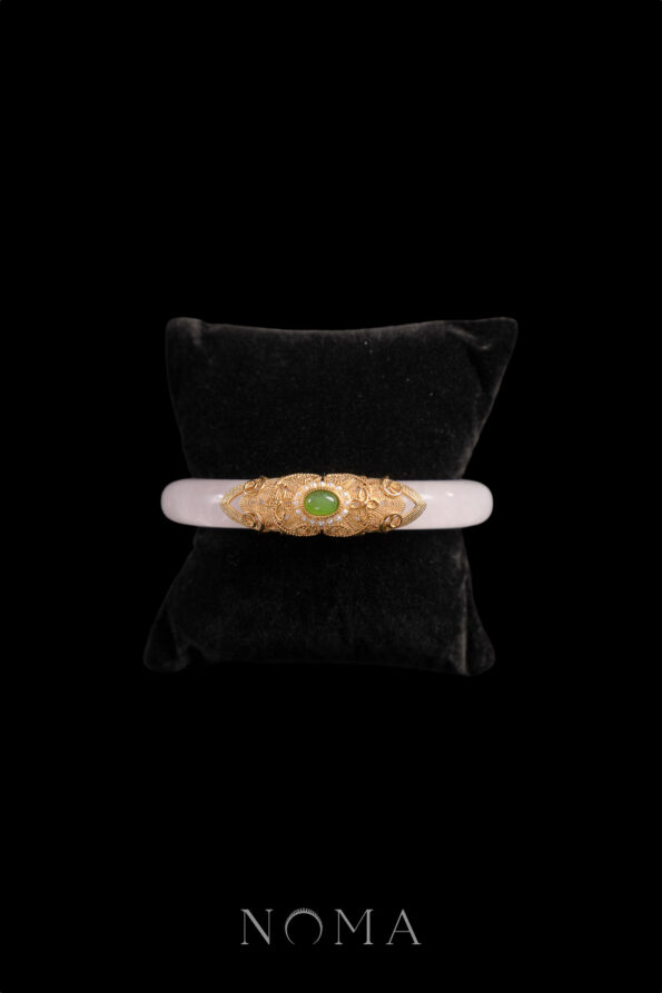 JJW-202300028-Half-Heritage-Ornamental-Jade-Bangle-Doff-Gold-Pink-Jade