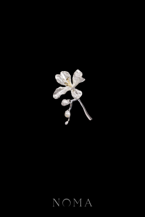 925-202300007-Natural-Orchid-Brooch-Unplated-Silver