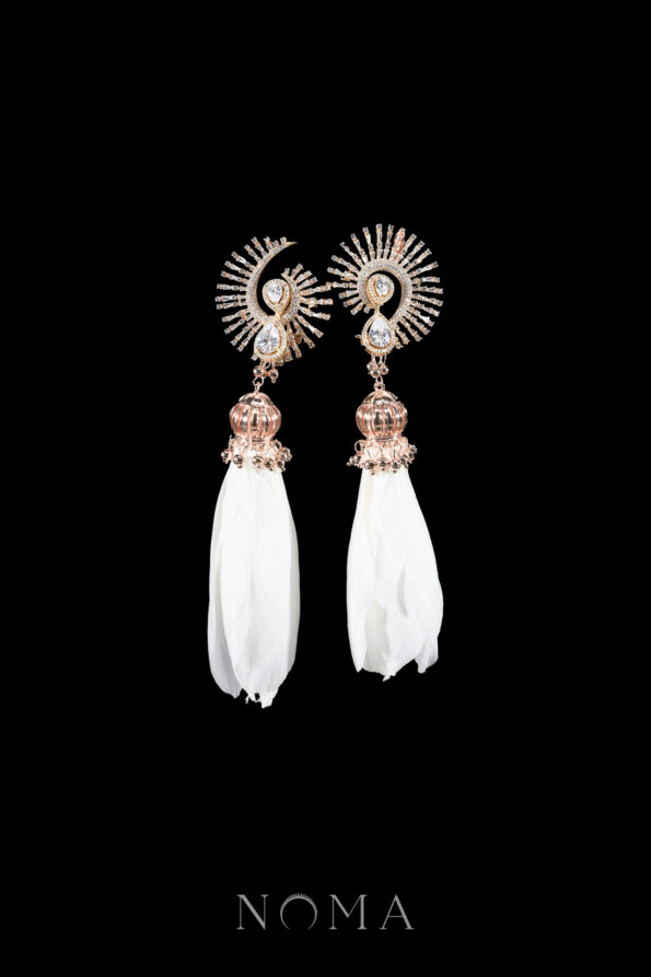 ACC-202200081-Meteora-Feathery-Earrings-Attachment-Gold-White