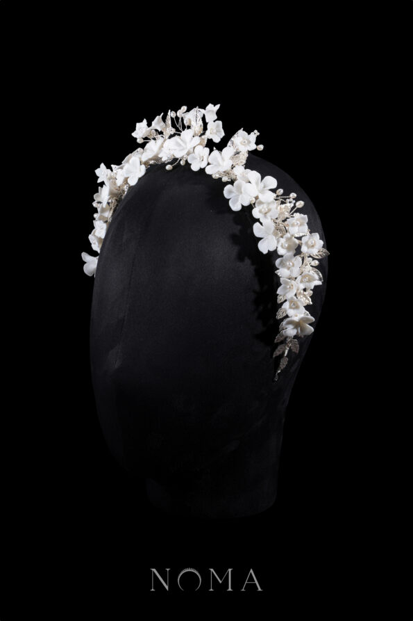 ACC-202300055-Clay-Flower-Rounded-Mix-Leaves-Crown-Doff-Silver-2