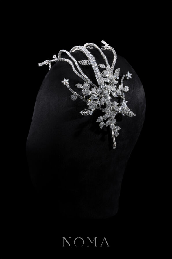 ACC-202300068-Paved-Vinery-Leaves-Triple-Headband-White-Gold-1