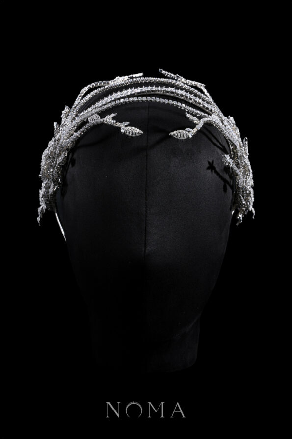 ACC-202300068-Paved-Vinery-Leaves-Triple-Headband-White-Gold-2