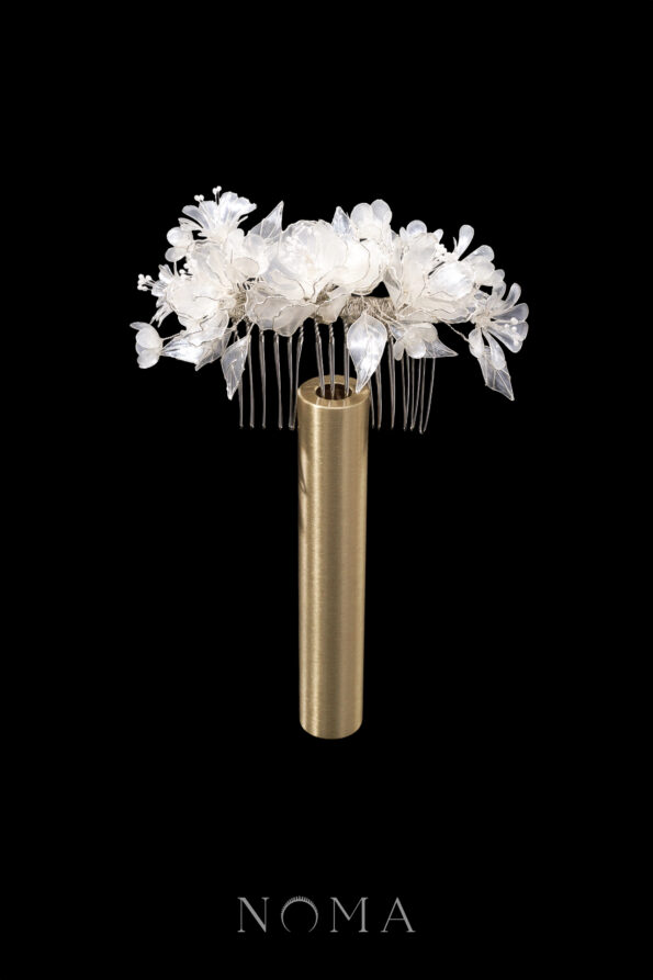 FLR-202200018-LR-White-Peony-Mix-Haircomb-White-Silver-White