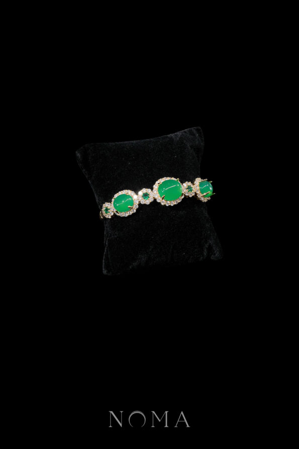 JJW-202100041-Superior-Triple-Oval-Jade-Emerald-Bangle-18k-Yellow-Gold-Jade-1