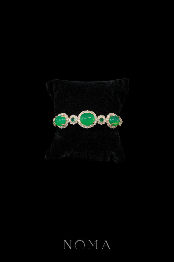 JJW-202100041-Superior-Triple-Oval-Jade-Emerald-Bangle-18k-Yellow-Gold-Jade