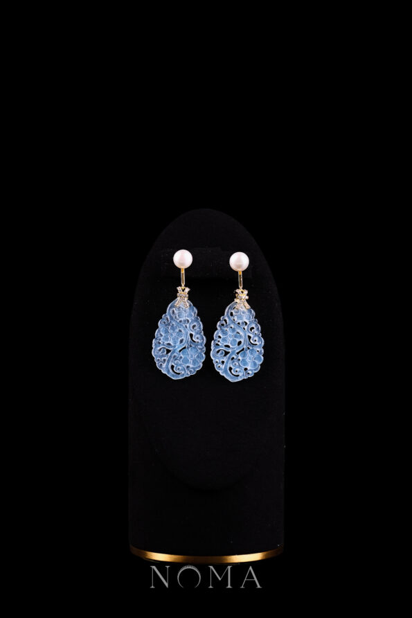 JJW-202300008-Carved-Floral-Teardrop-Small-Jade-with-Pearl-Earrings-18k-Yellow-Gold-Blue-Jade