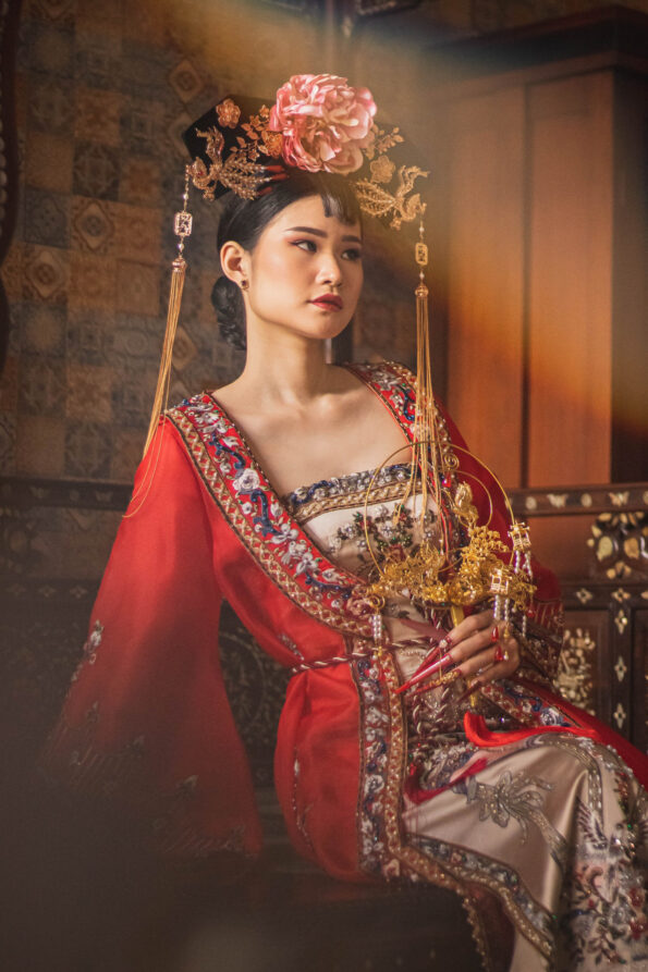 CHN-202100016-Huan-Zhu-Hat-Gold-1