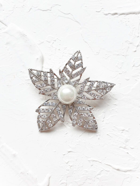 DJW-201900062-Leaves-Arrangement-Pearl-Brooch-Rhodium-White-Gold-White-Pearl