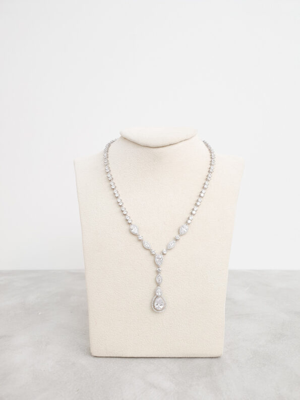 DJW-201900396-Pear-Chandelier-Necklace-Rhodium-White-Gold