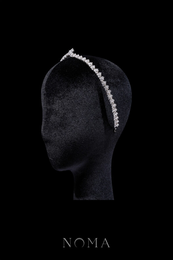 HMC-202300021-Floral-Center-Edgy-Arrangement-Crown-Rhodium-White-Gold-2