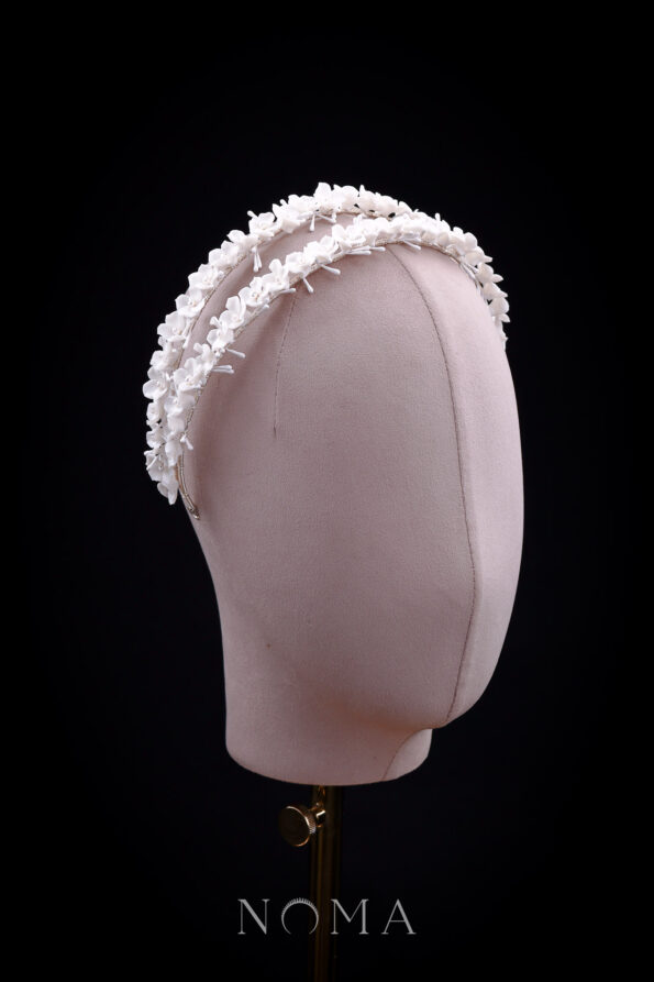 ACC-202200056-Clay-Flower-Quad-with-Pistil-Double-Headband-White-Silver