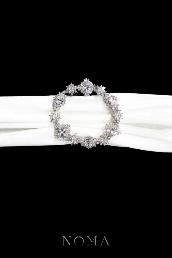 ACC-202300061-Oval-Shine-Marquise-Radiance-Buckle-White-Gold