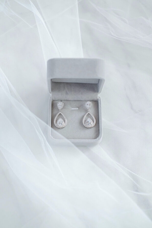 DJW-201900190-Hourglass-Earrings-Rhodium-White-Gold