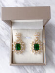 DJW-202200031-Large-Vintage-Elongated-Cushion-Earrings-18k-Yellow-Gold-Emerald