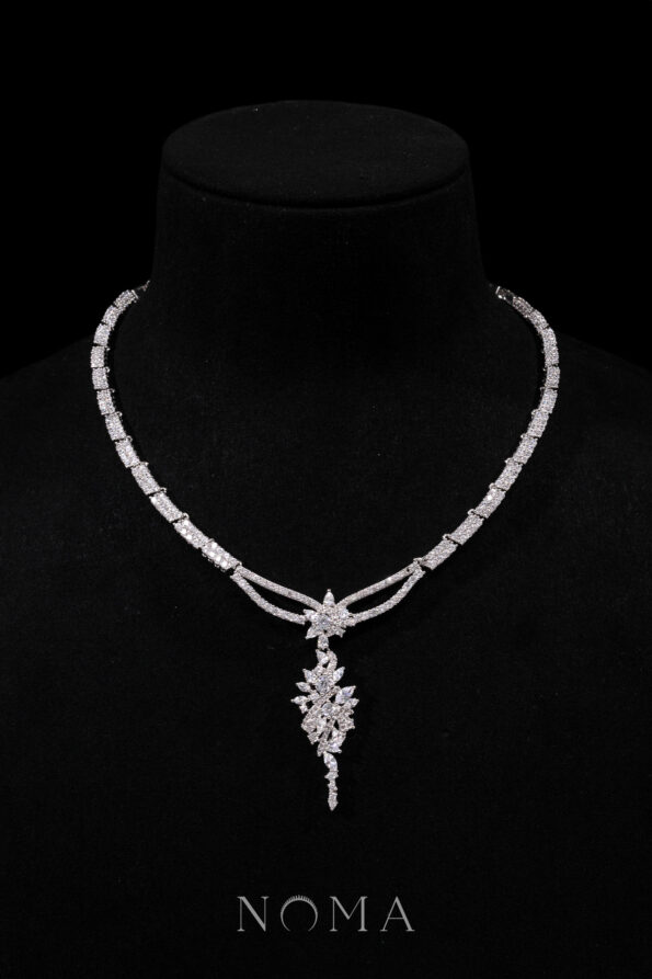 DJW-202300078-Secret-Paved-Necklace-Rhodium-White-Gold