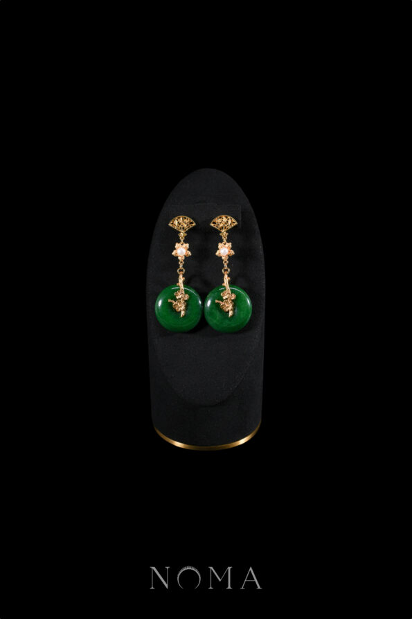 JJW-202300024-Floral-Harmony-Donut-Jade-Earrings-Doff-Gold-Jade