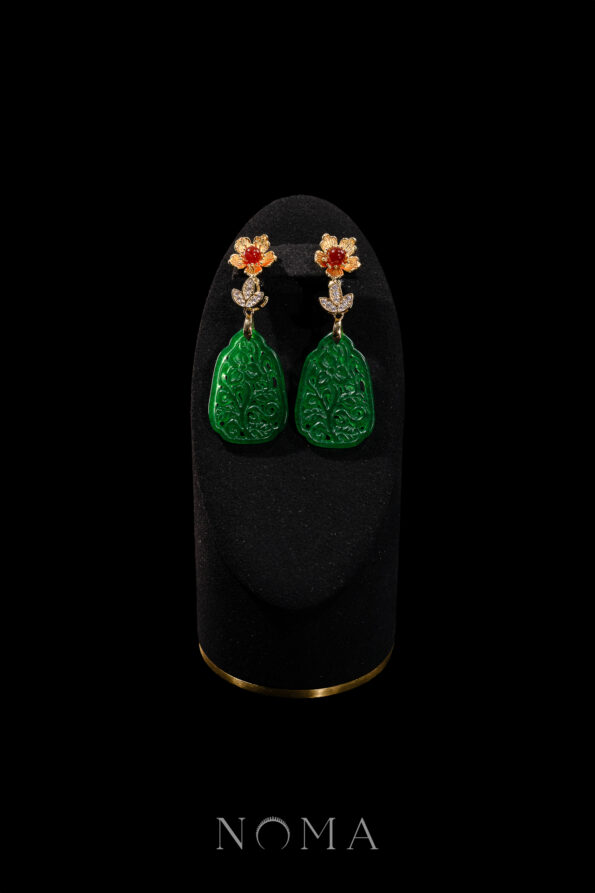 JJW-202300045-Carved-Monument-Jade-with-Flower-Earrings-18k-Yellow-Gold-Jade