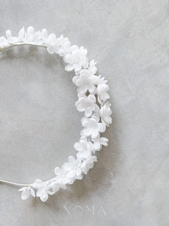 FLR-202100040-HS-Dainty-Petals-Headband-White-Silver-White-1